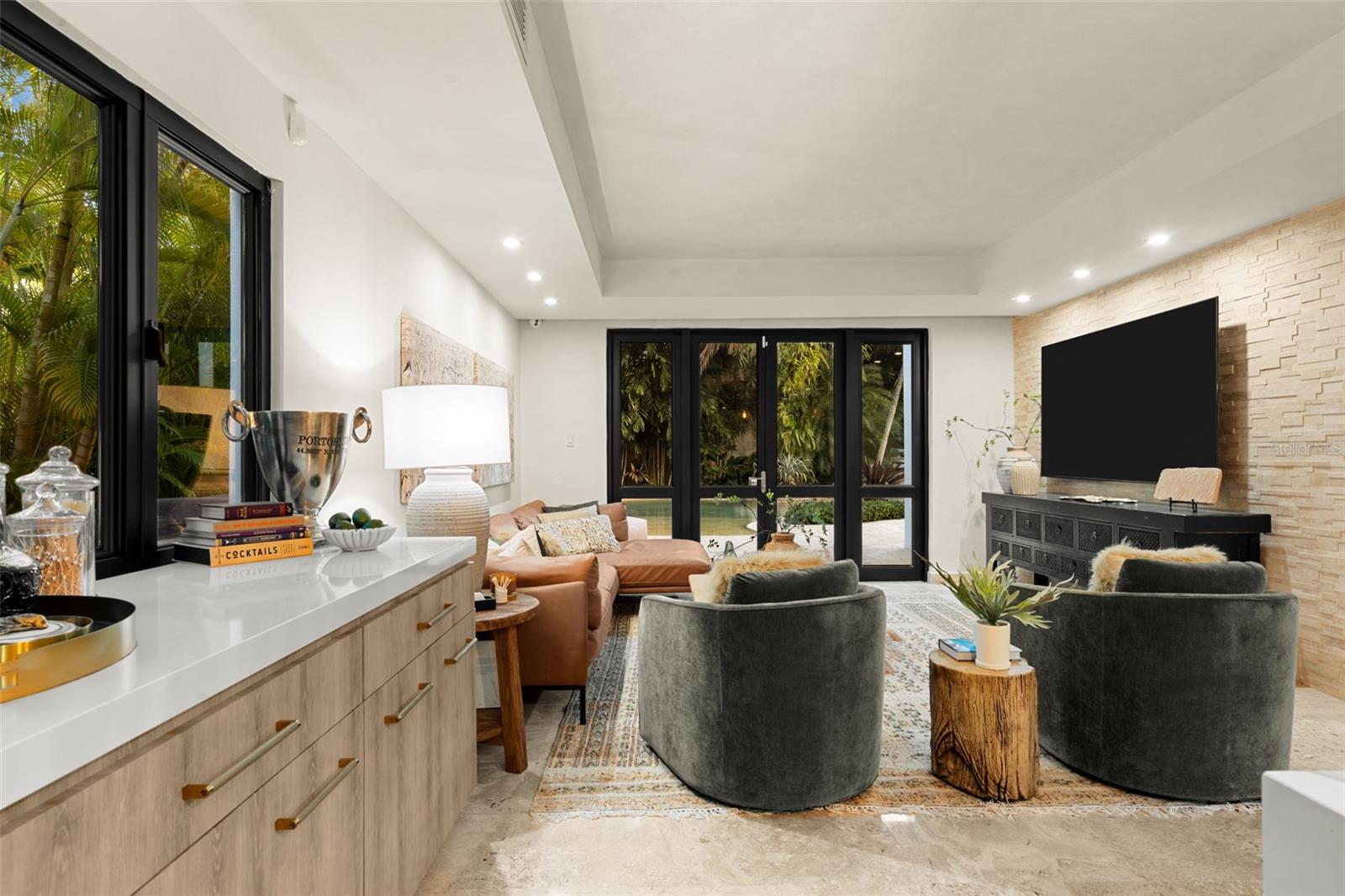 285 DORADO BEACH EAST