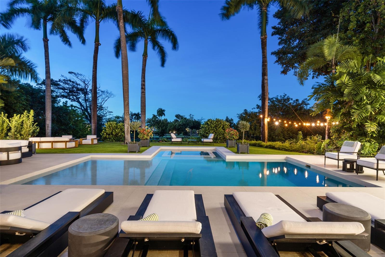 4 DORADO BEACH EAST