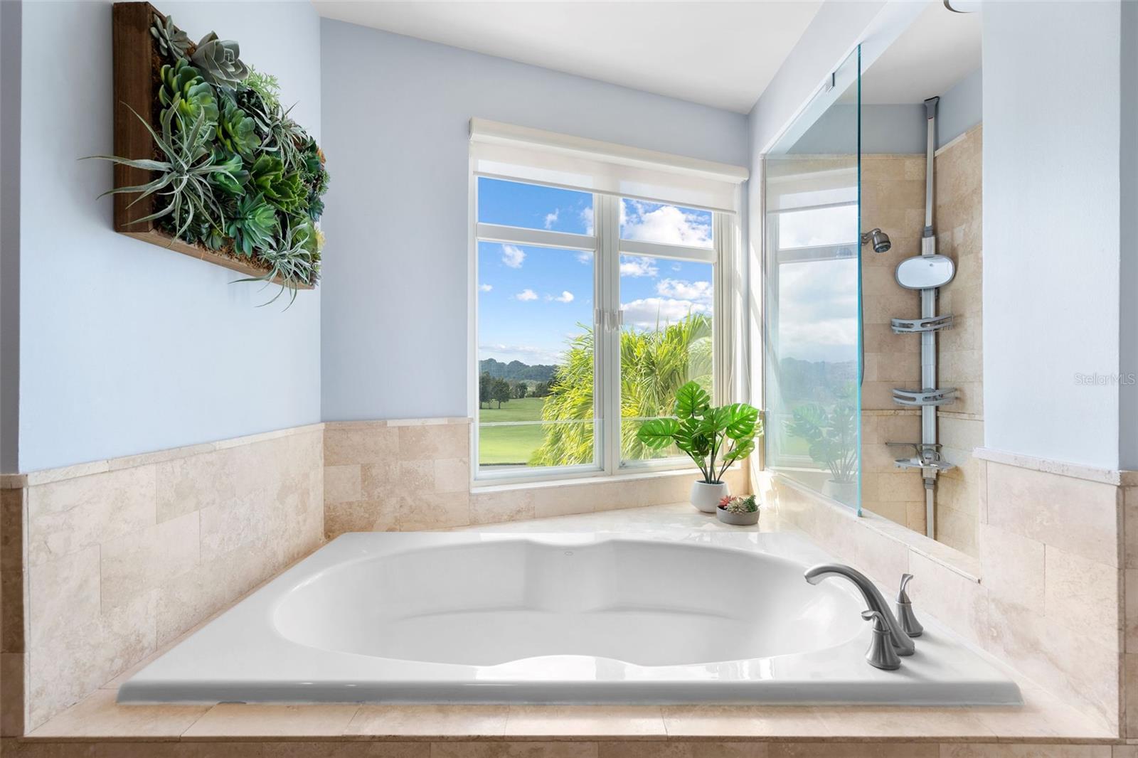 500 PLANTATION DRIVE #3206