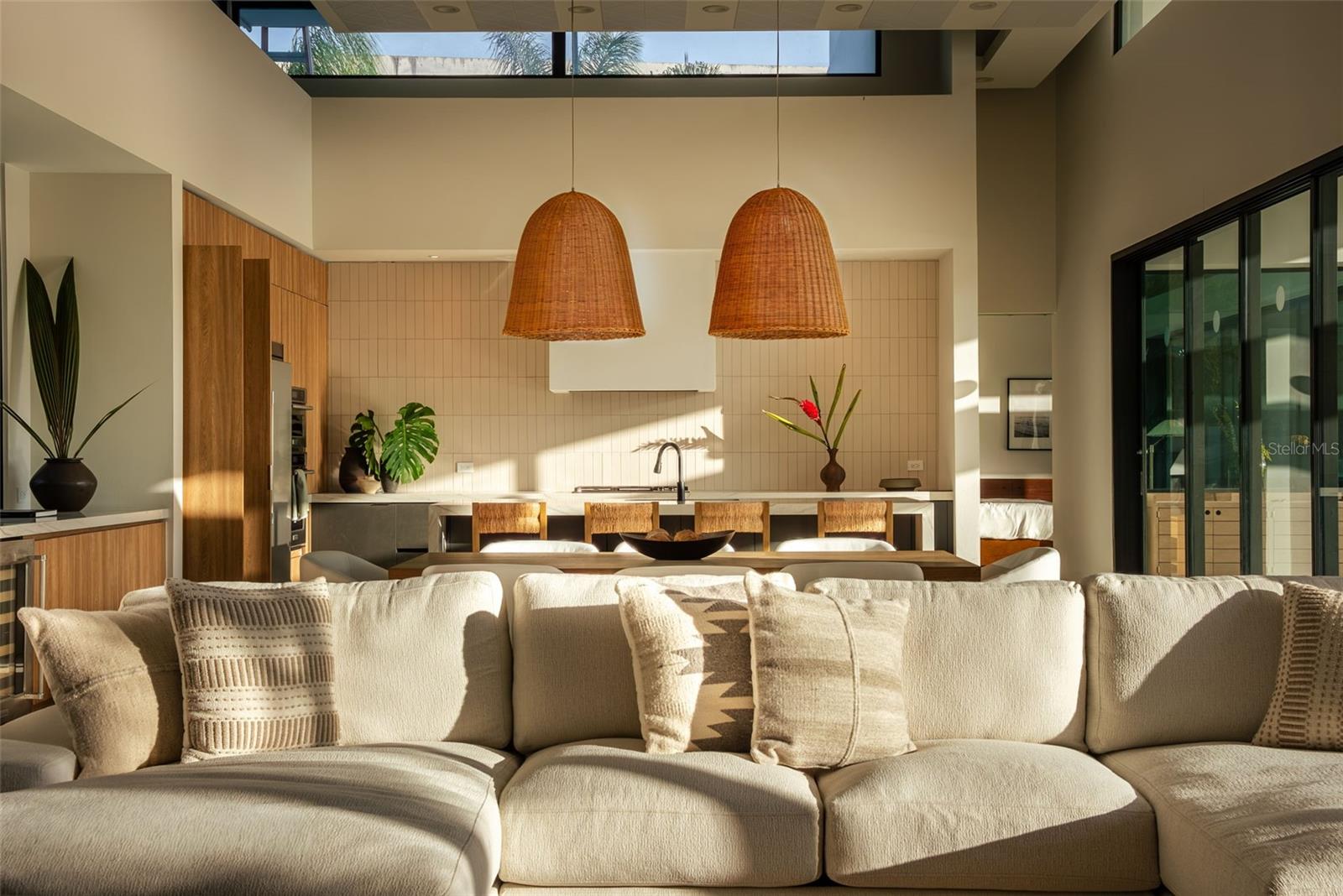 11 GOLF VIEW DRIVE