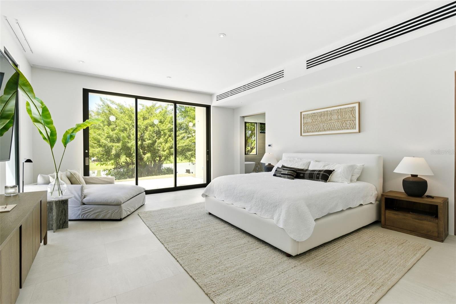 11 GOLF VIEW DRIVE