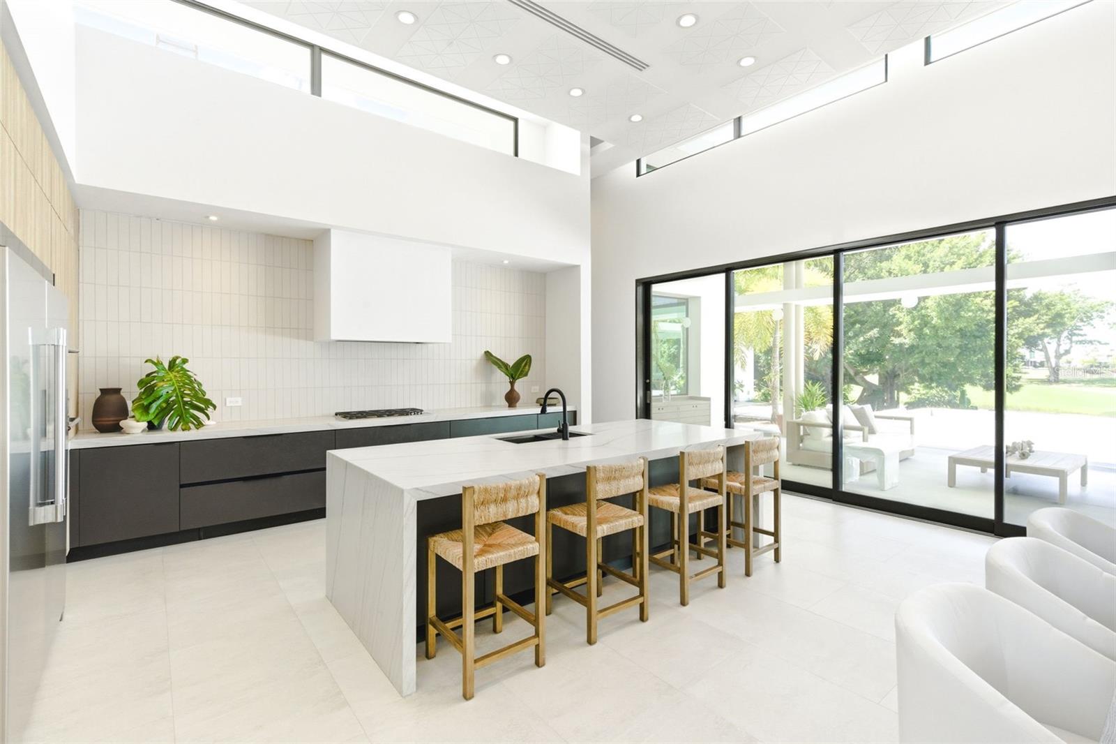 11 GOLF VIEW DRIVE