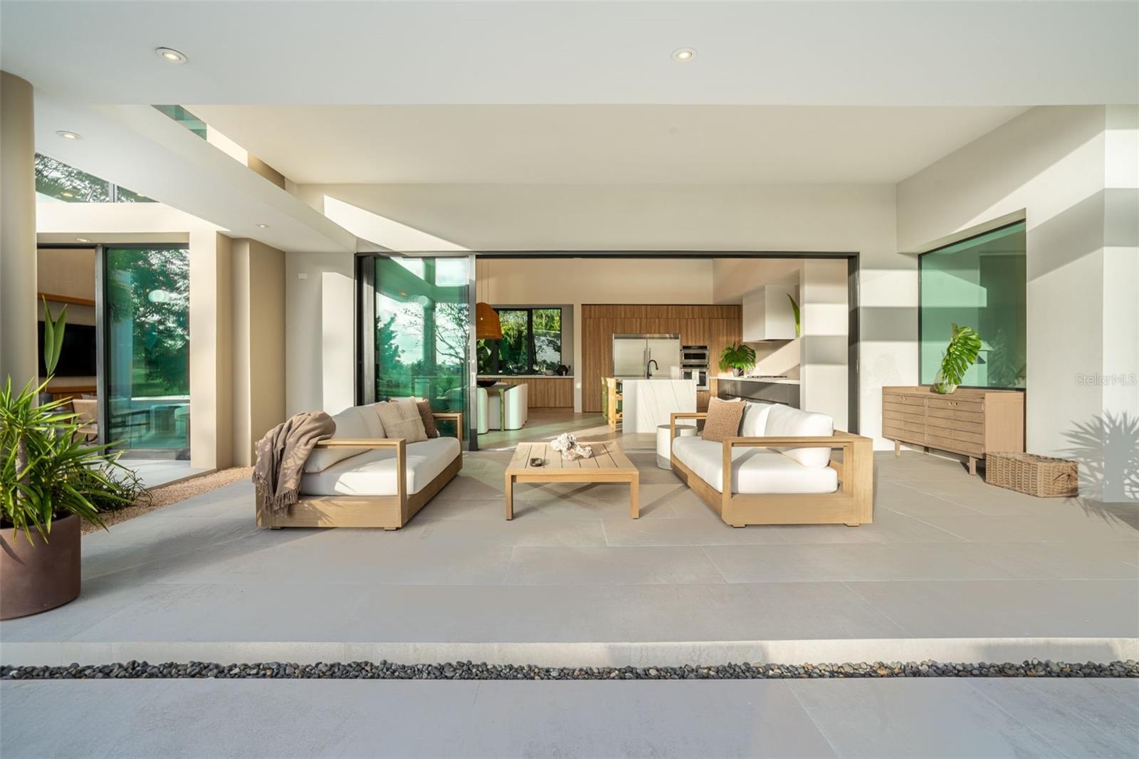 11 GOLF VIEW DRIVE