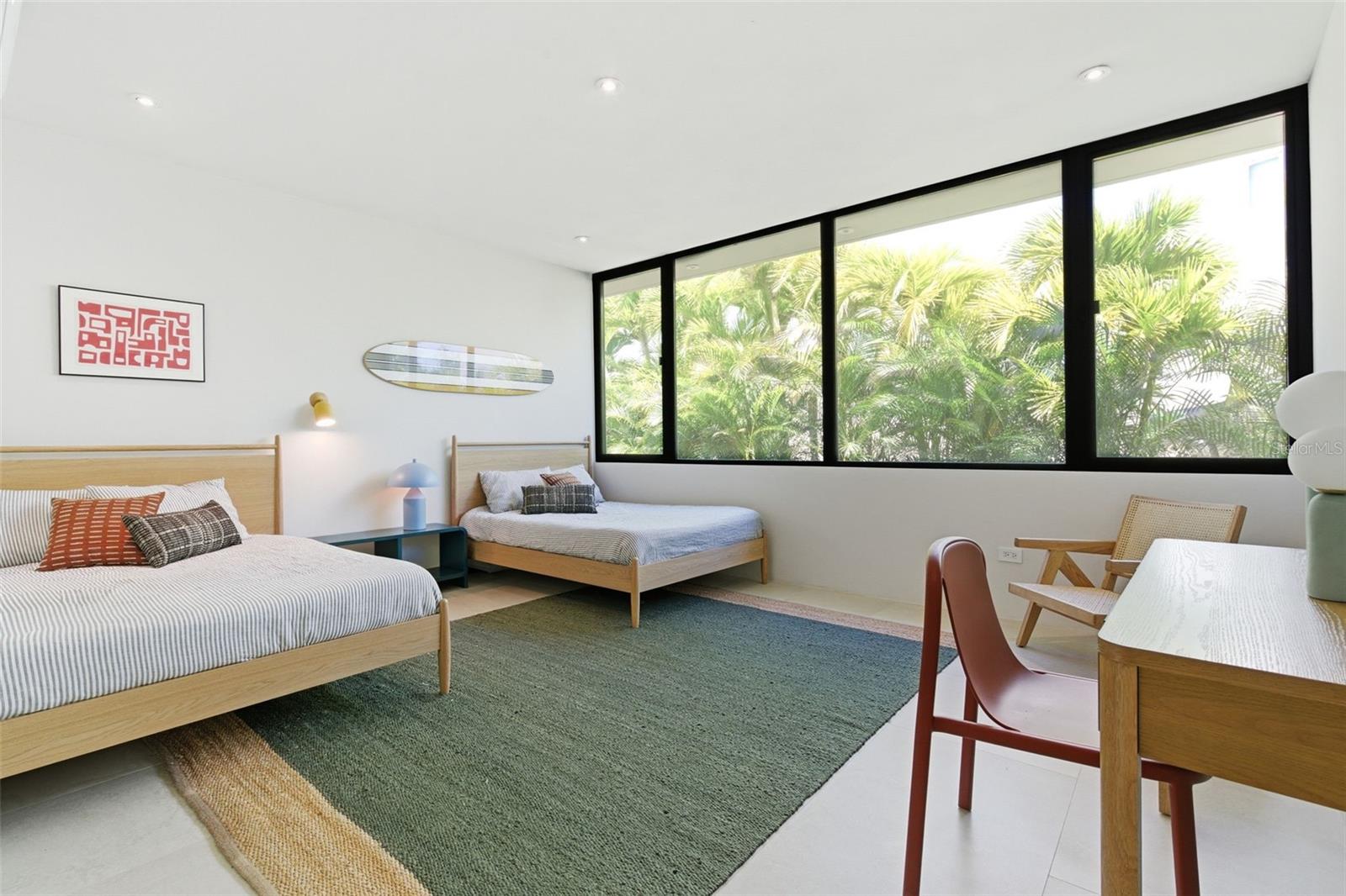 11 GOLF VIEW DRIVE