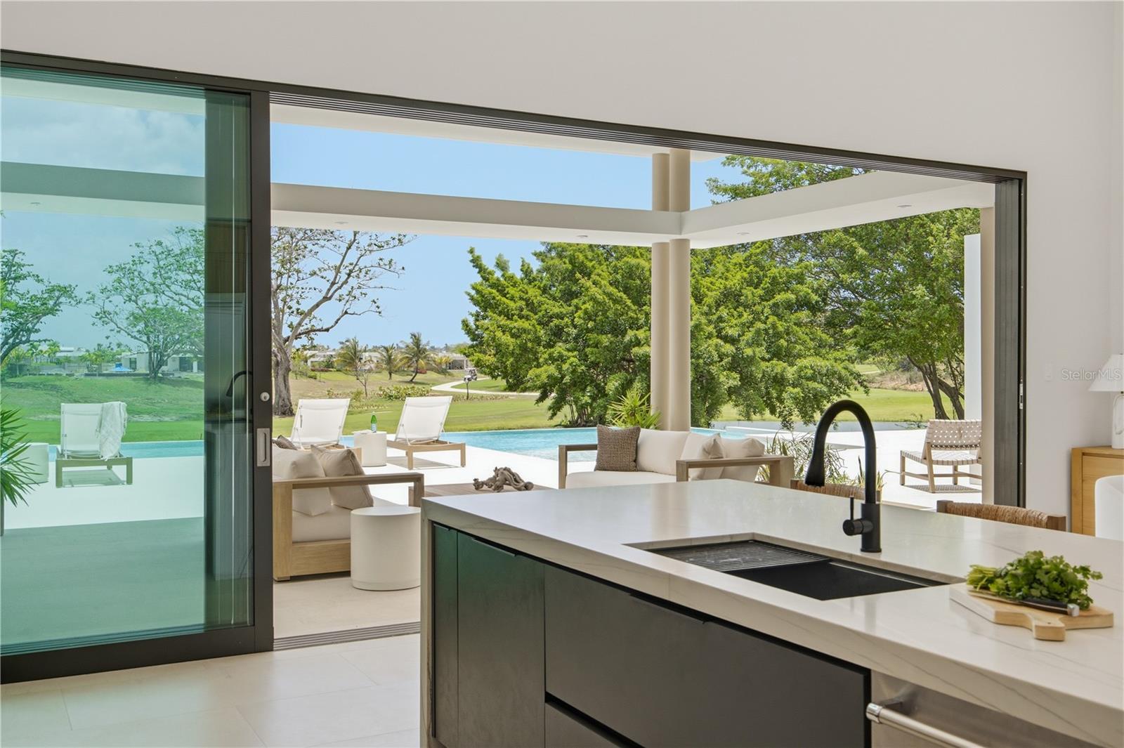 11 GOLF VIEW DRIVE