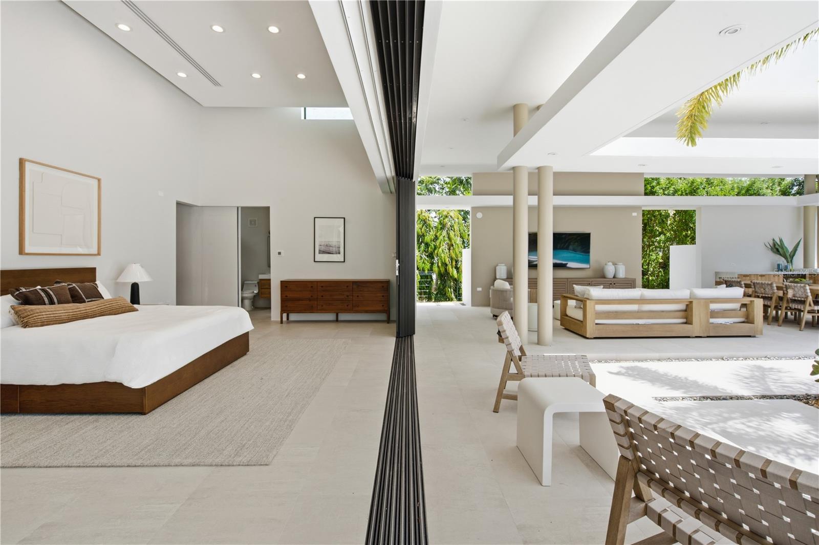 11 GOLF VIEW DRIVE