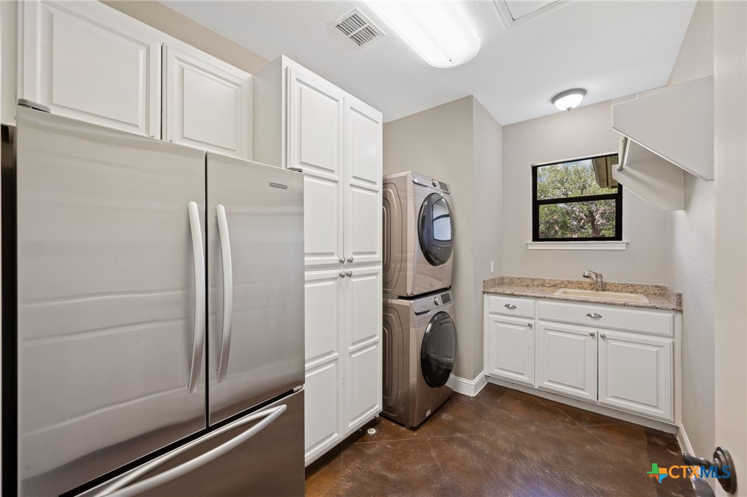 1448 Decanter Drive