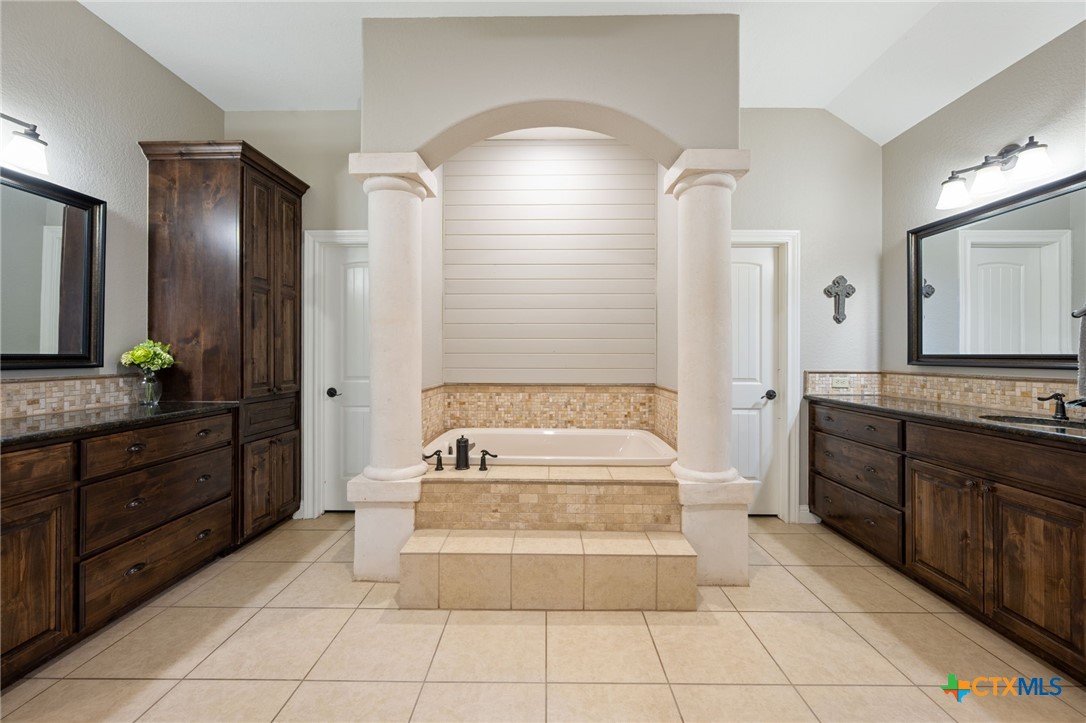 1448 Decanter Drive