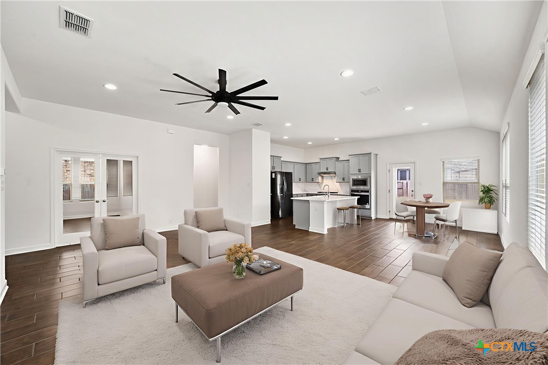 1513 Anhalt Ranch