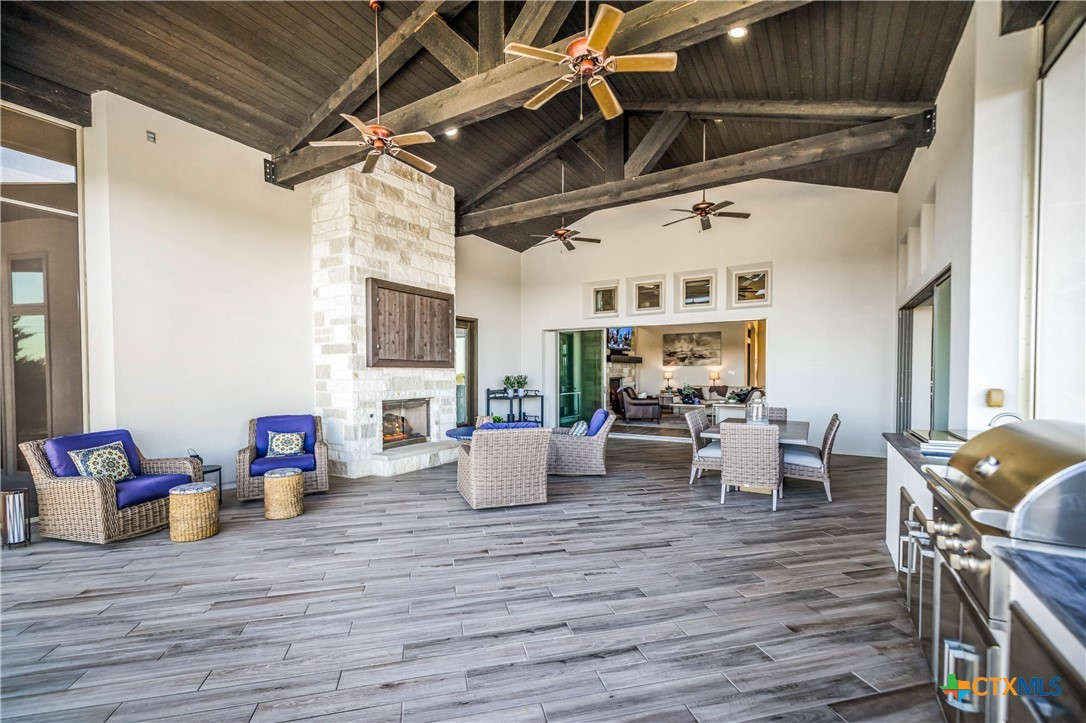 2330 Occidente