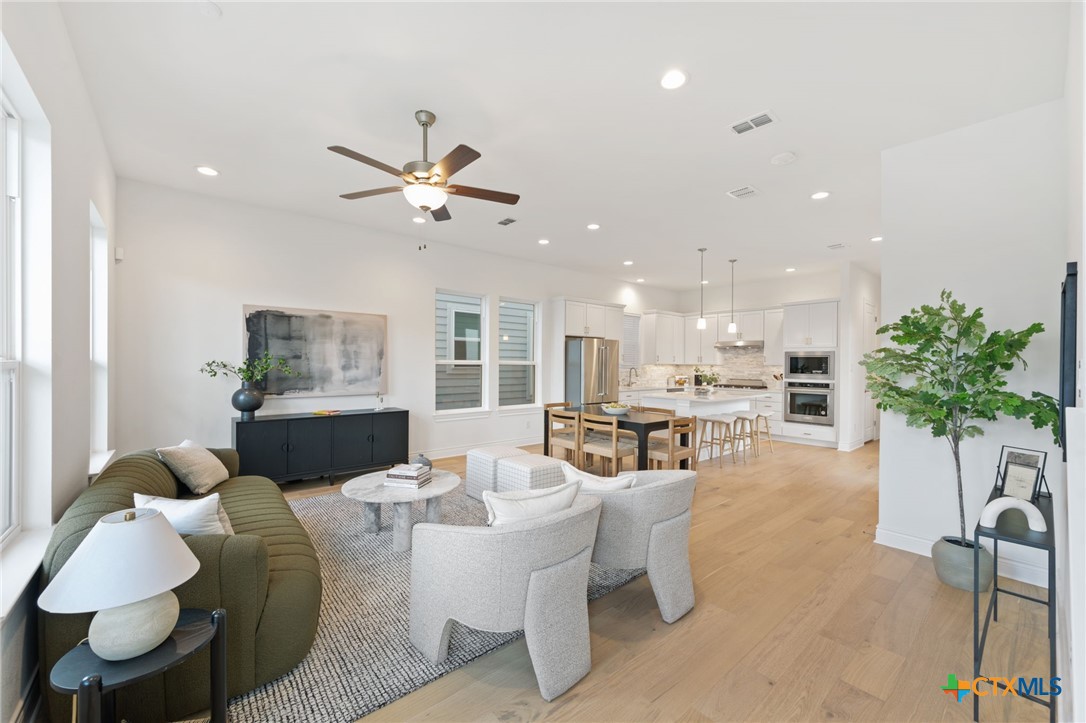 795 N Academy Avenue