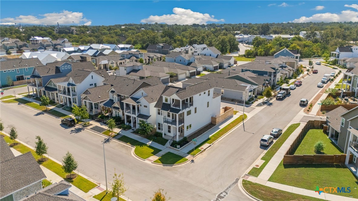 895 N Academy Avenue