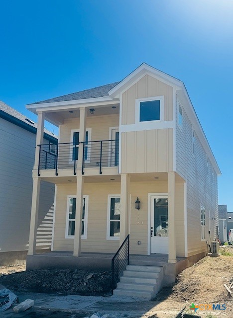 729 N Academy Avenue