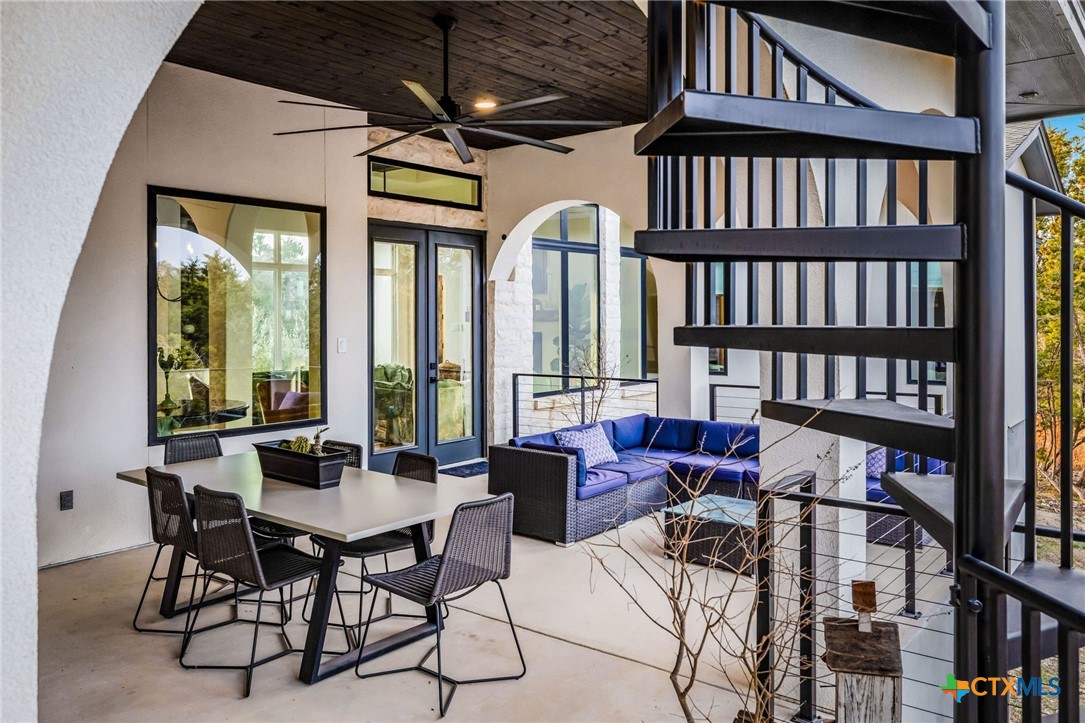 1416 Stahlman Way