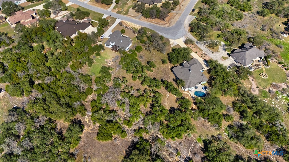 913 Cross Oak