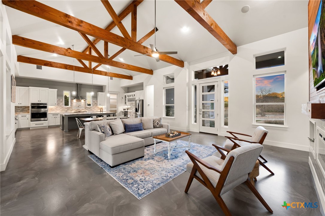 223 Oak Shores Drive