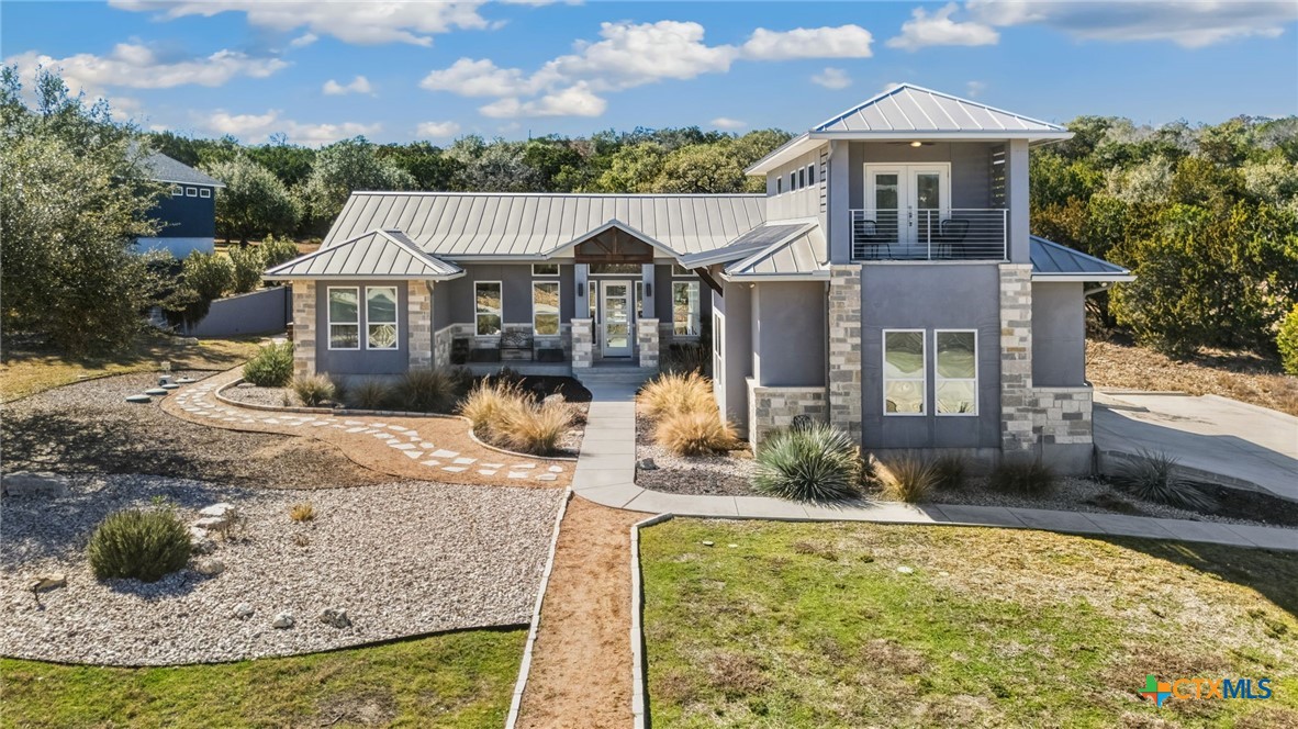 223 Oak Shores Drive