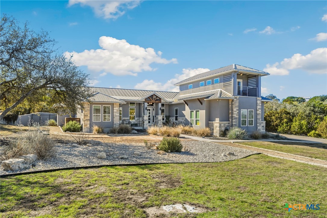 223 Oak Shores Drive