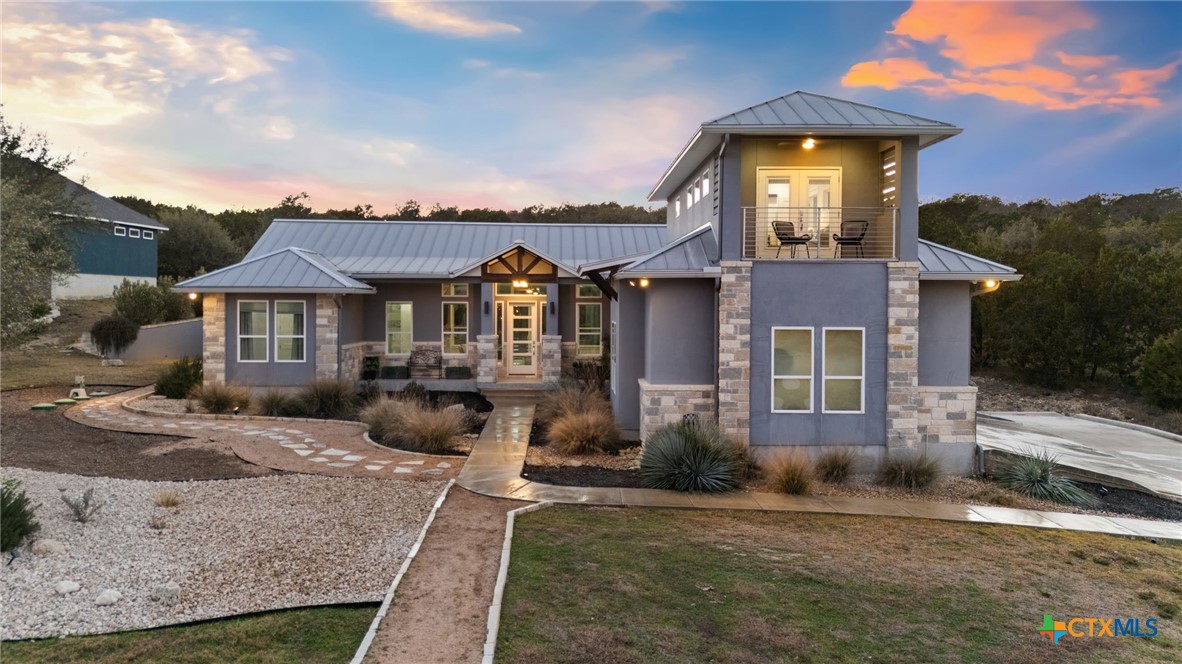223 Oak Shores Drive