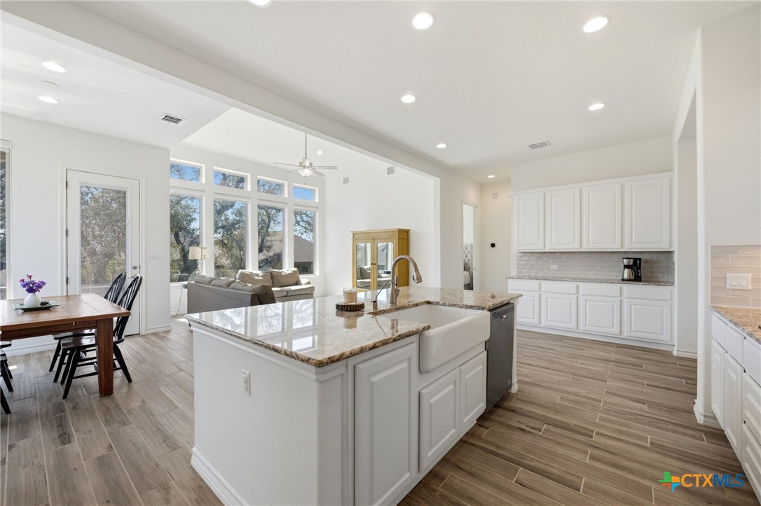 531 Orchard Way