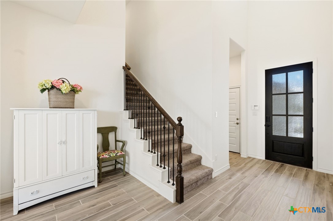 531 Orchard Way