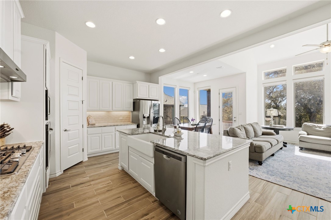 531 Orchard Way