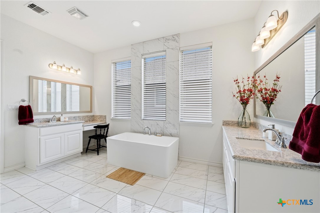 531 Orchard Way