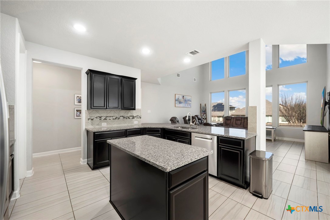 907 Highland Vista Vista