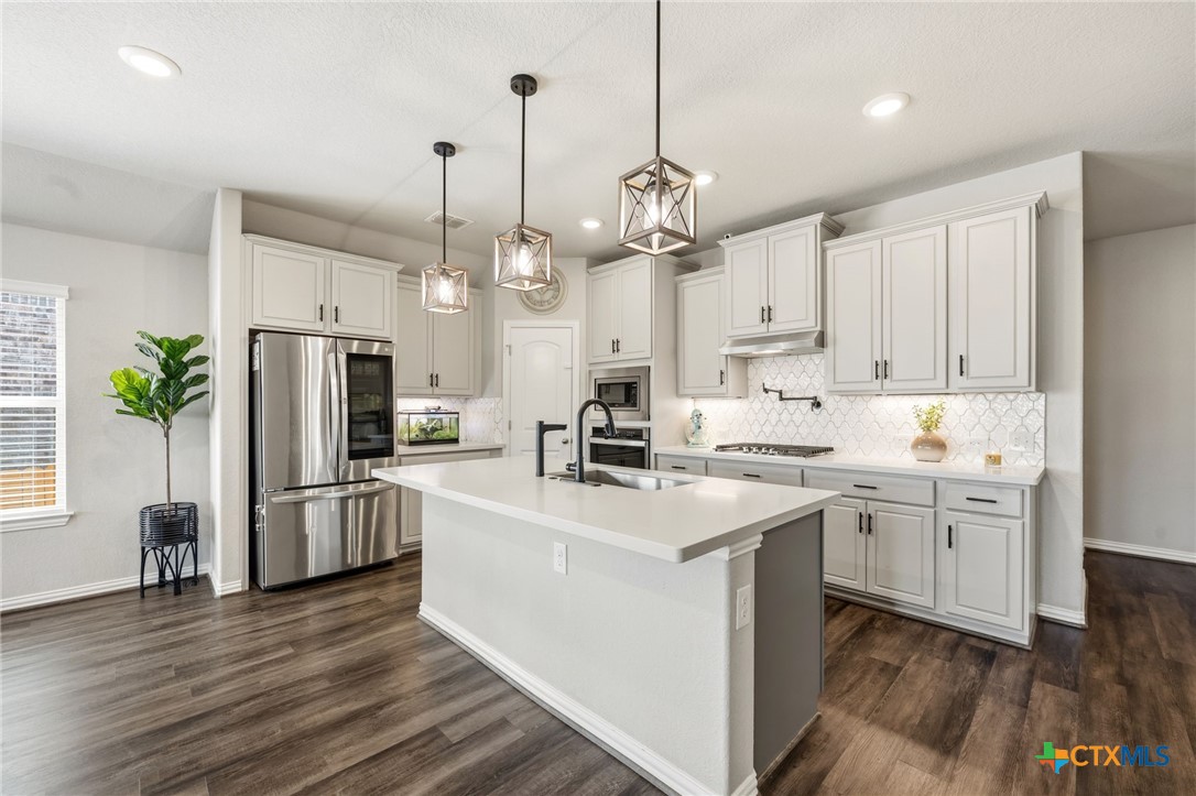1521 Spechts Ranch