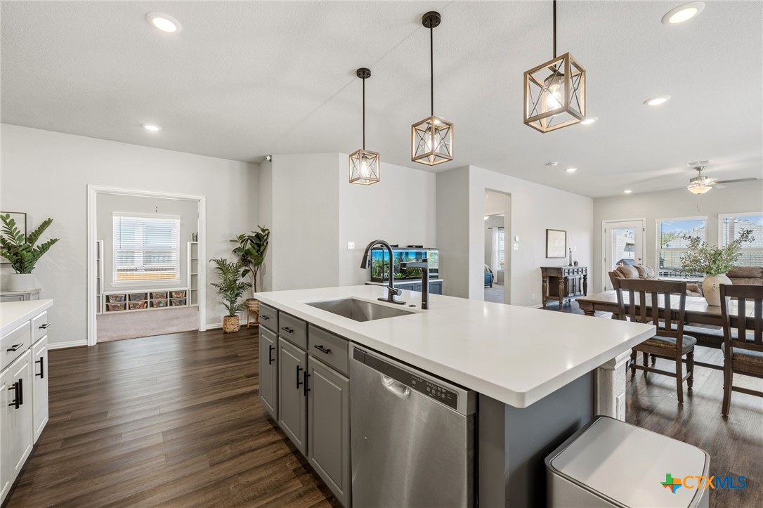 1521 Spechts Ranch
