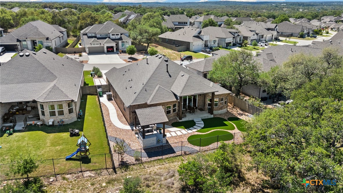 374 Bridle Trail