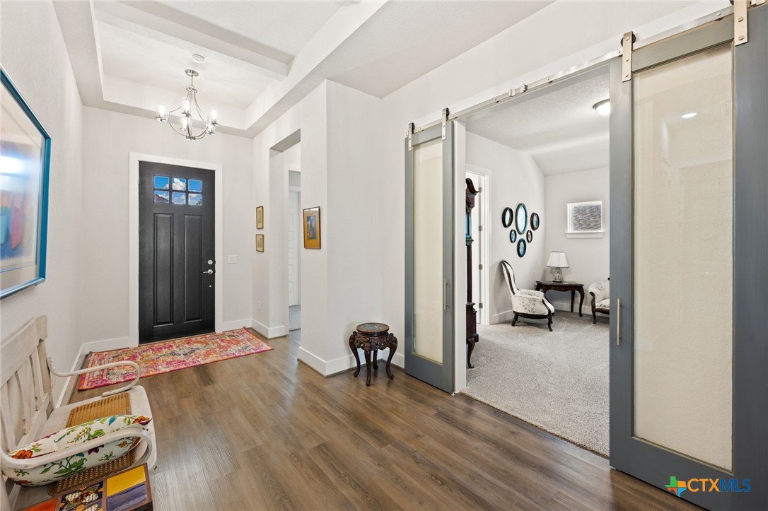 374 Bridle Trail