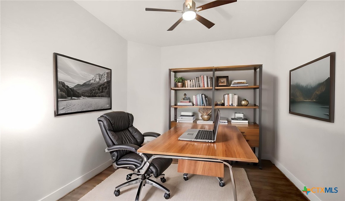 374 Bridle Trail