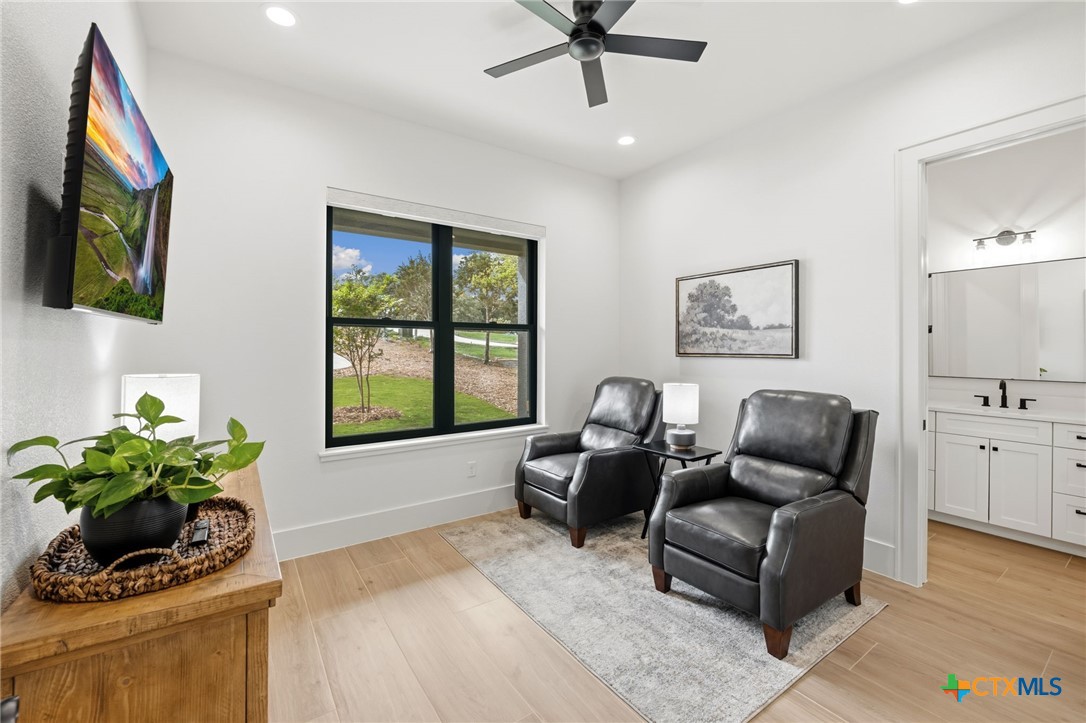 375 Iron Hill