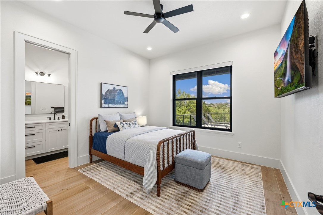 375 Iron Hill