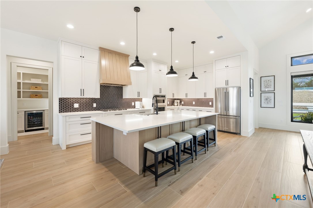 375 Iron Hill