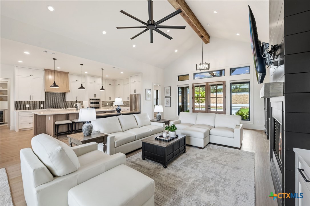 375 Iron Hill