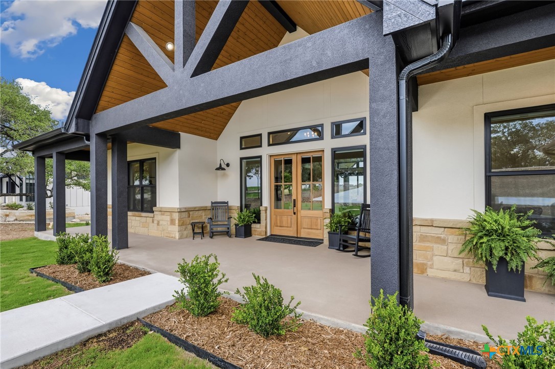 375 Iron Hill