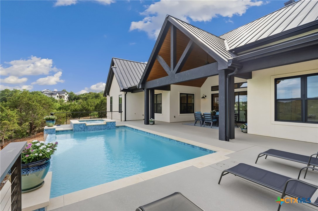375 Iron Hill