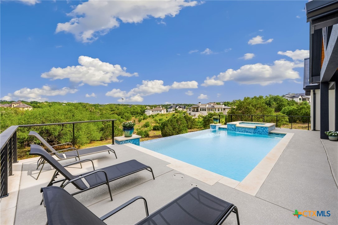375 Iron Hill