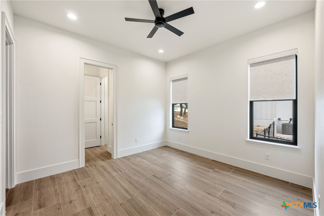 375 Iron Hill