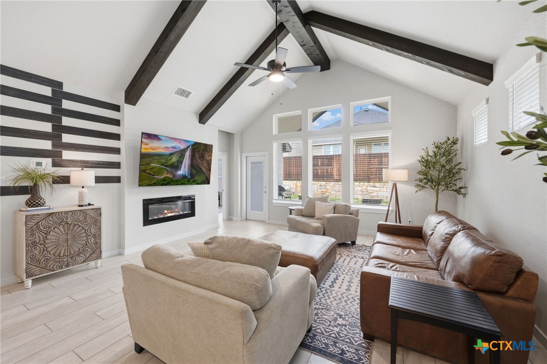 1612 Seekat Drive