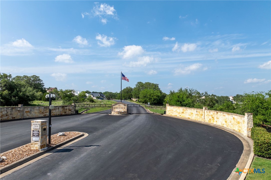 1344 Bordeaux Lane