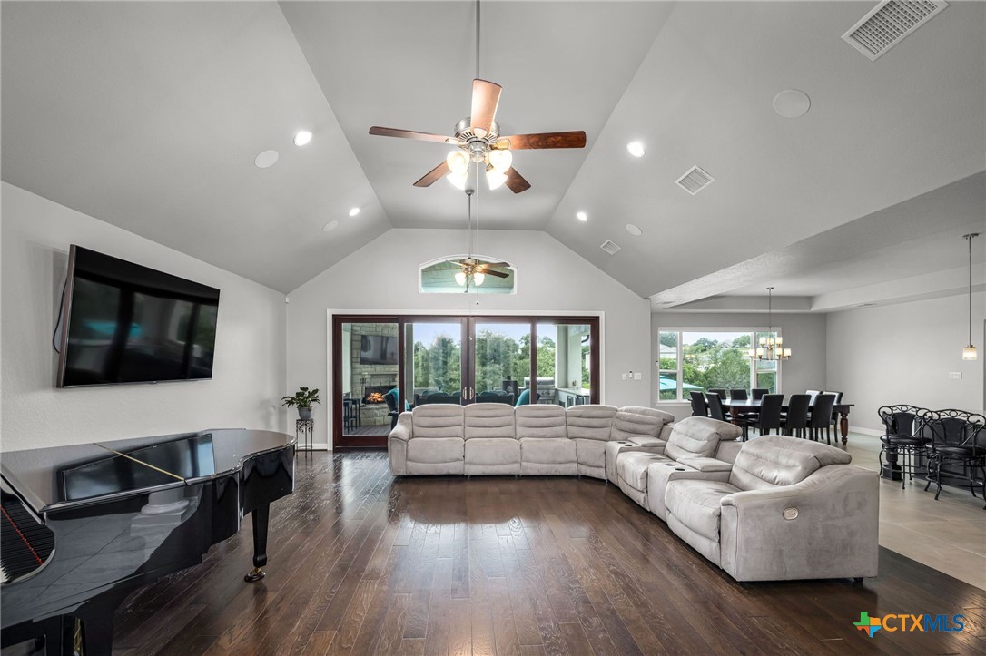 1344 Bordeaux Lane
