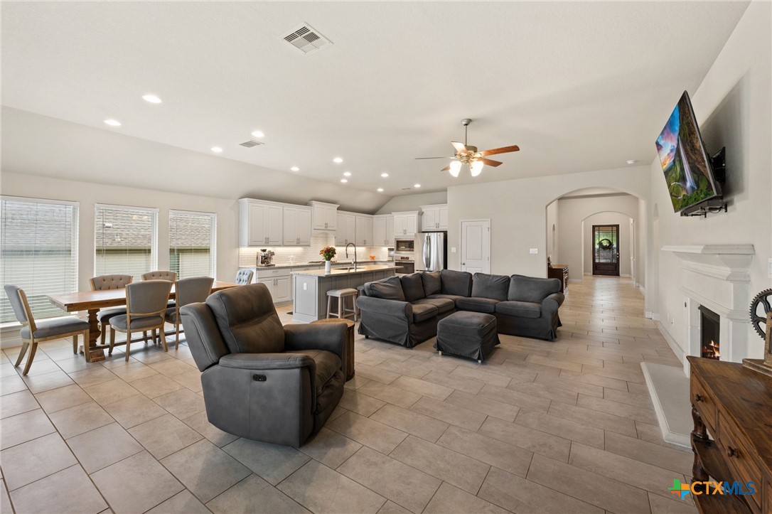 1154 Thicket Lane