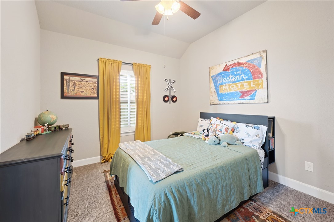 1303 Yaupon Loop