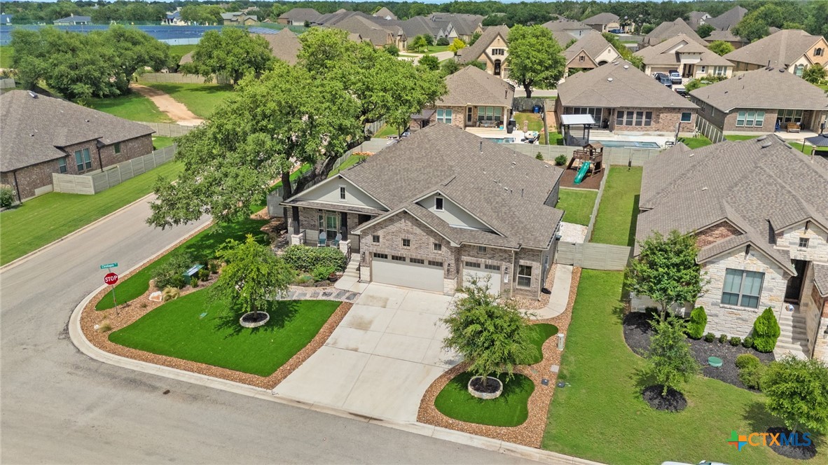 1303 Yaupon Loop