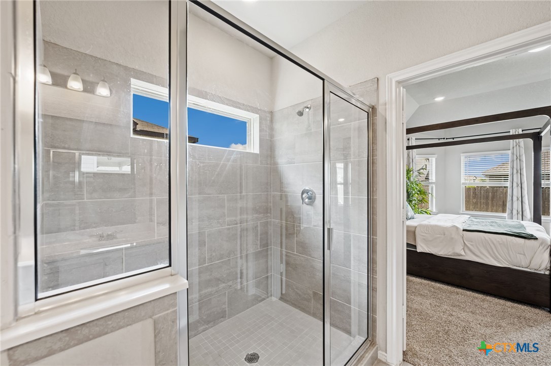 1044 Slight Street