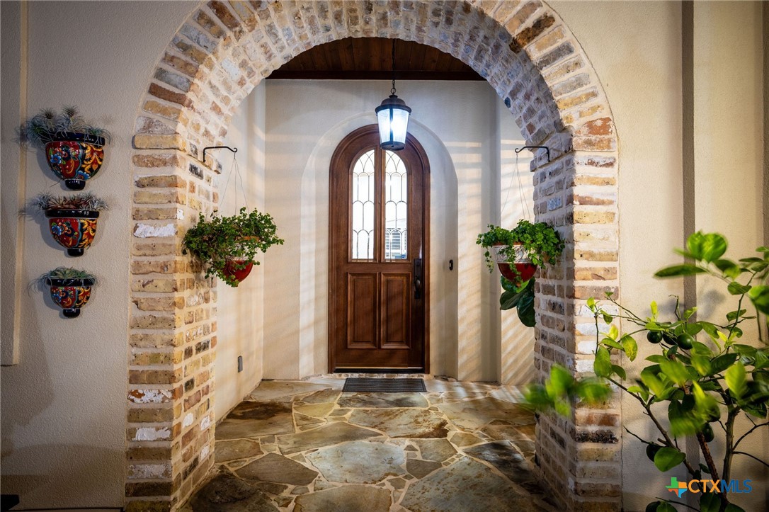 1114 Tuscan Ridge