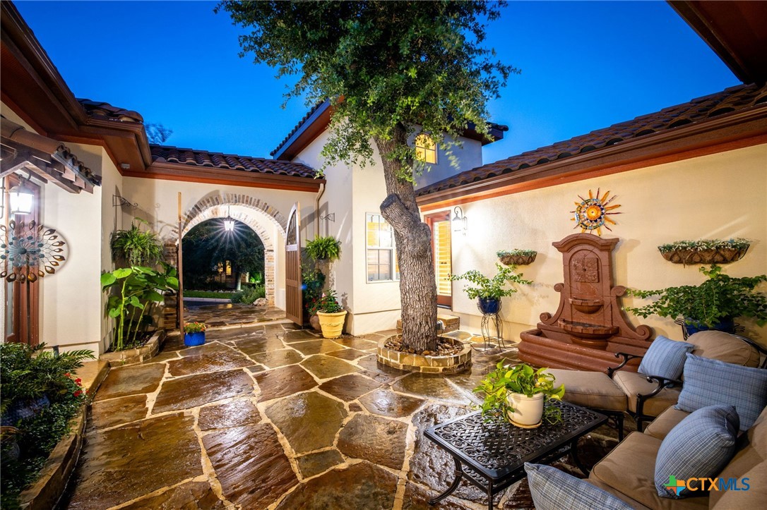 1114 Tuscan Ridge